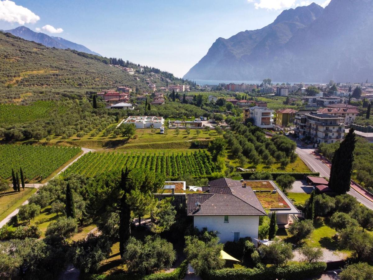Lake House La Gemma Riva del Garda Bagian luar foto