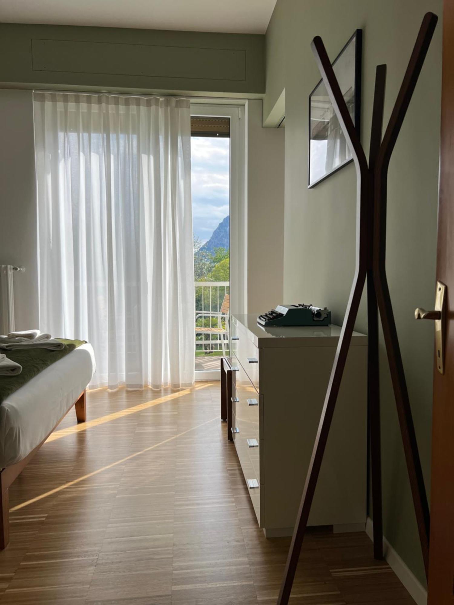 Lake House La Gemma Riva del Garda Bagian luar foto