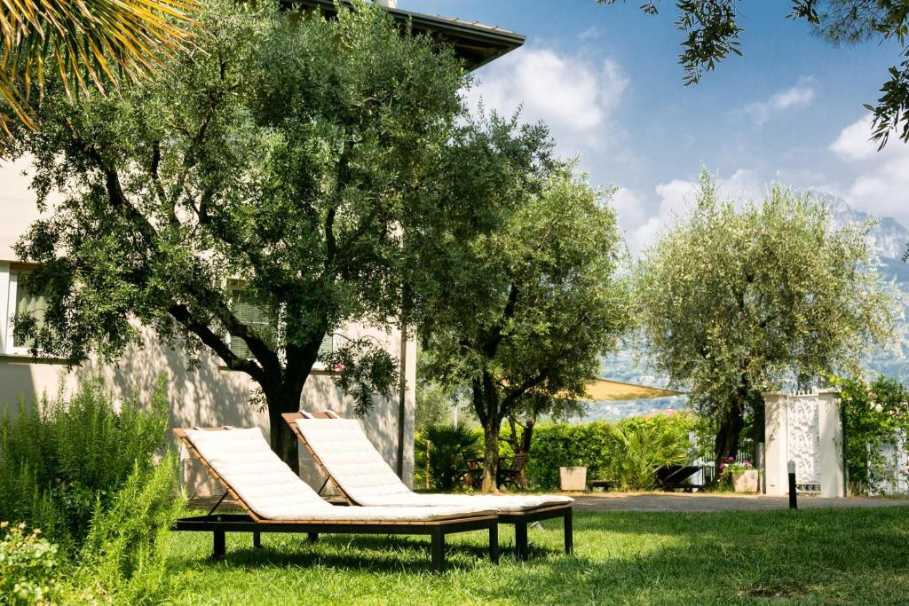 Lake House La Gemma Riva del Garda Bagian luar foto